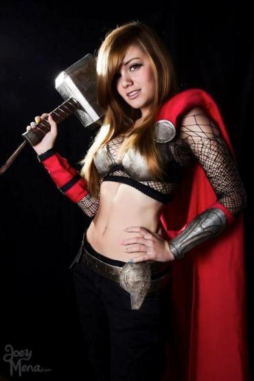 CosplayWeLoveLadyThor