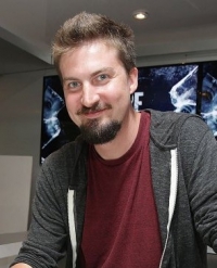 Adam Wingard wyreżyseruje 